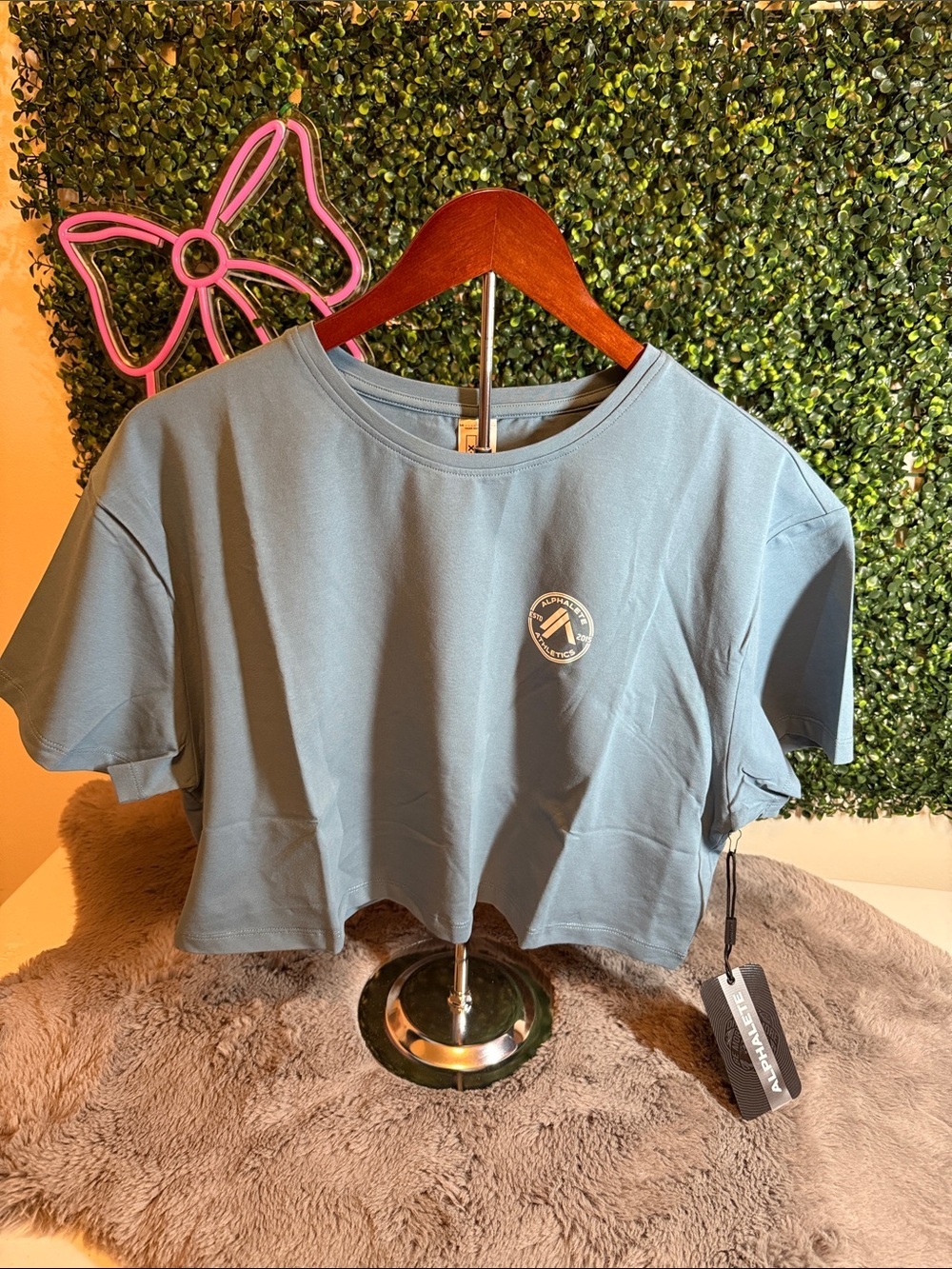 NWT Alphalete Cropped T-Shirt size XL